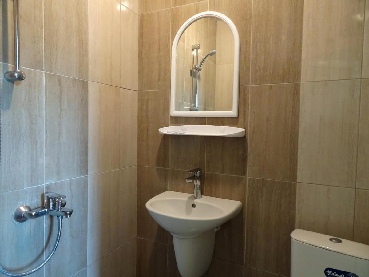קרנבו Hotel Niko מראה חיצוני תמונה
